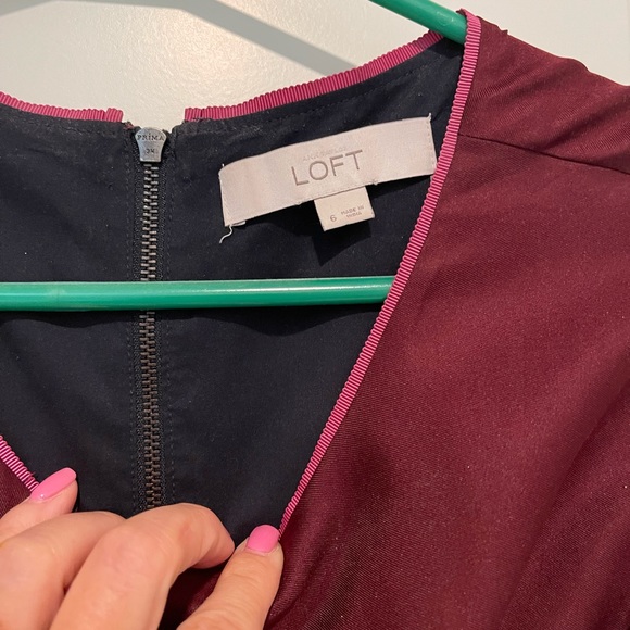 LOFT Sleeveless, Beautiful, A-Line Dress, Navy & Burgundy Design - Picture 6 of 6